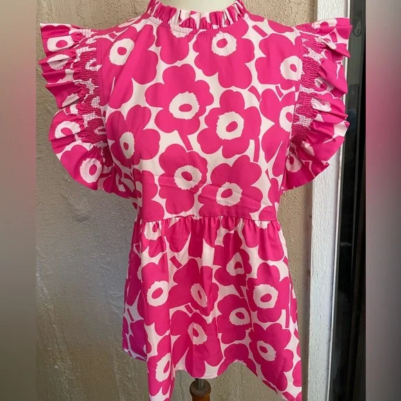 Pretty Flower Top - Picture 1 of 5